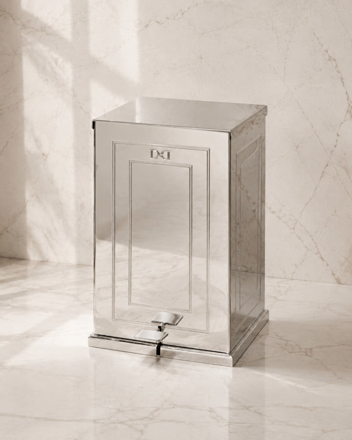 Cube affaldsspand med pedal i massivt messing – Devon&Devon