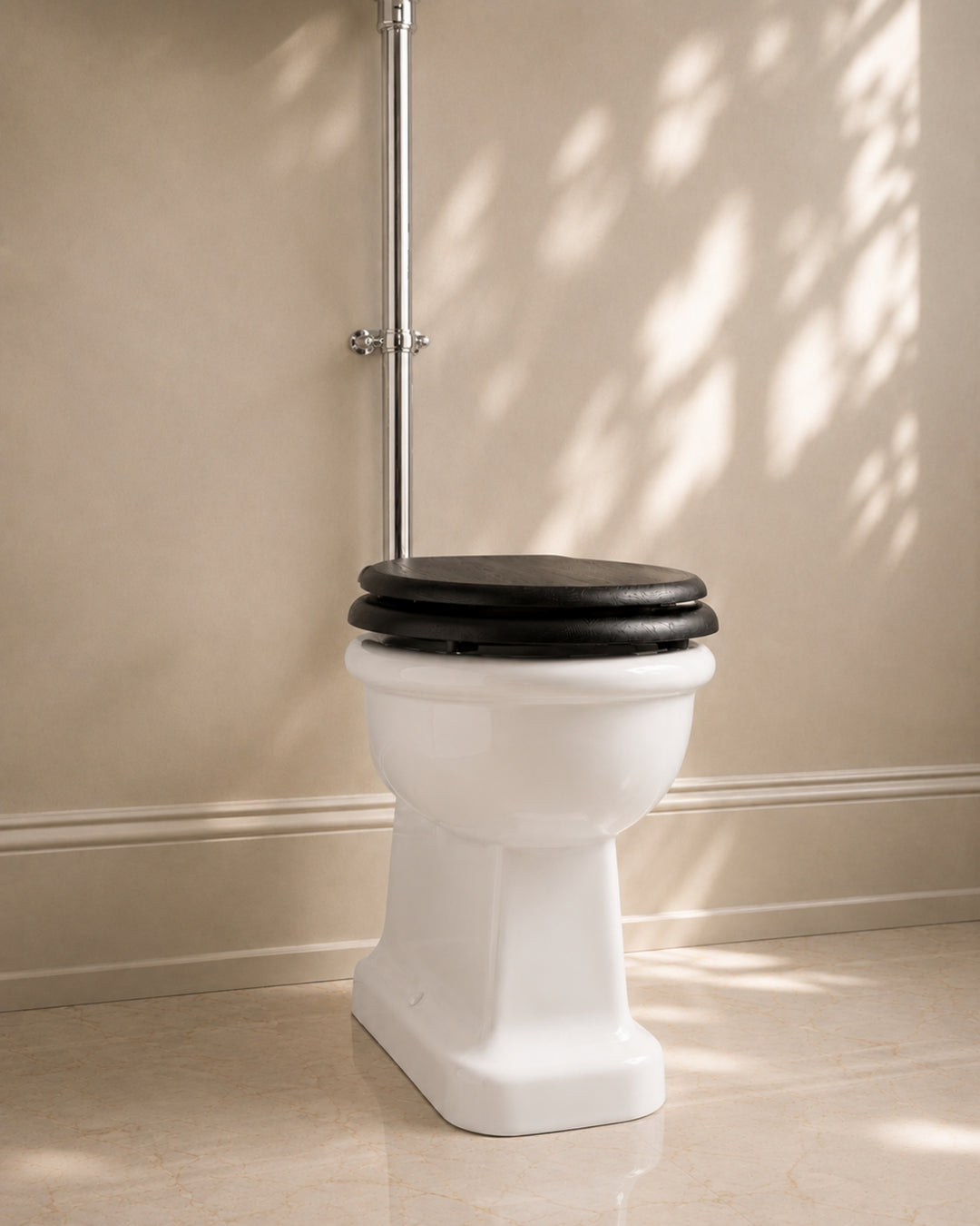 Etoile toiletskål til højtsiddende cisterne i keramik fra Devon&Devon