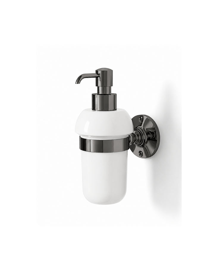Cavendish sæbedispenser i massiv messing – Devon&Devon