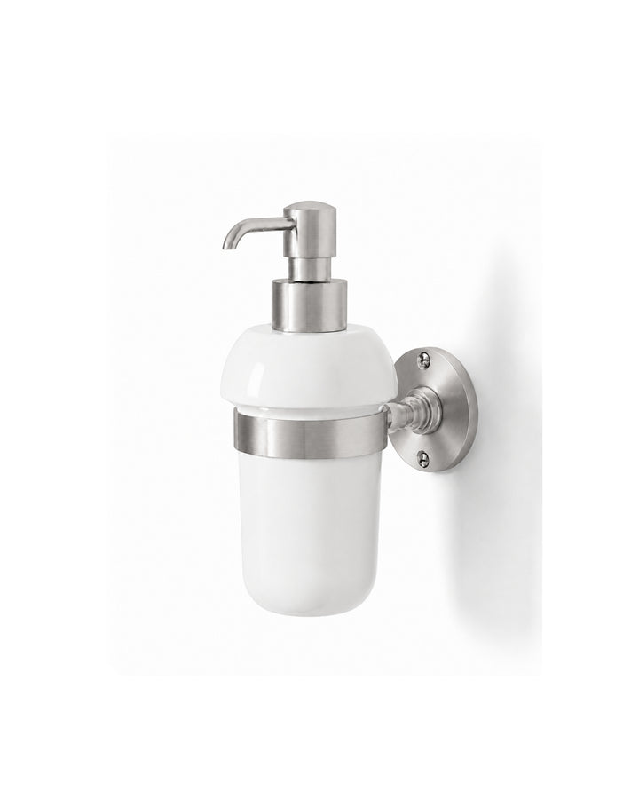 Cavendish sæbedispenser i massiv messing – Devon&Devon