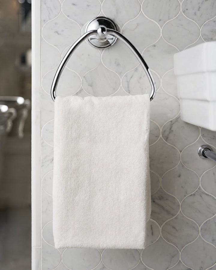 Elite 16 marmormosaik i Bianco Carrara – interiør – Devon&Devon