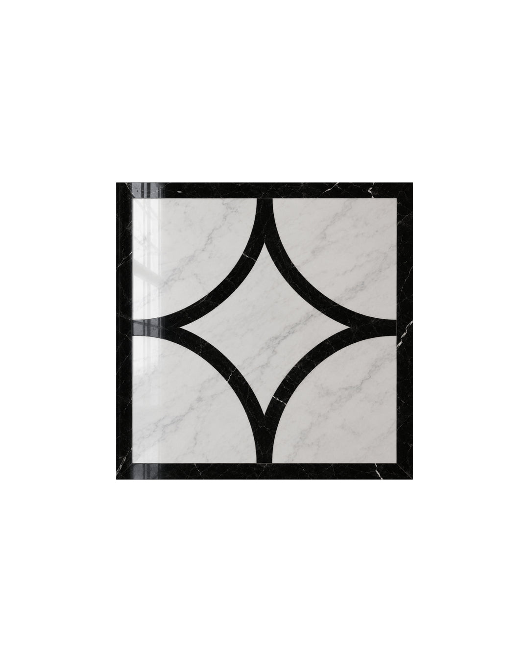 Prestige 3 marmorflise i Bianco Carrara og Nero Marquinha, 20×20 cm – Devon&Devon