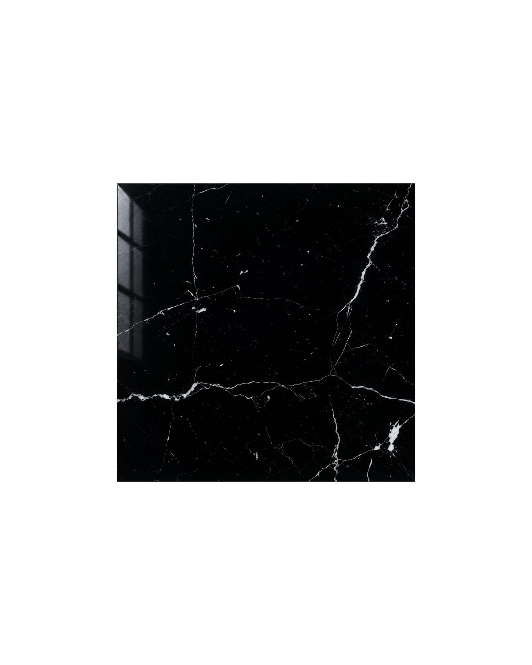 Prestige Plain marmorflise i Nero Marquinha, 20×20 cm – Devon&Devon