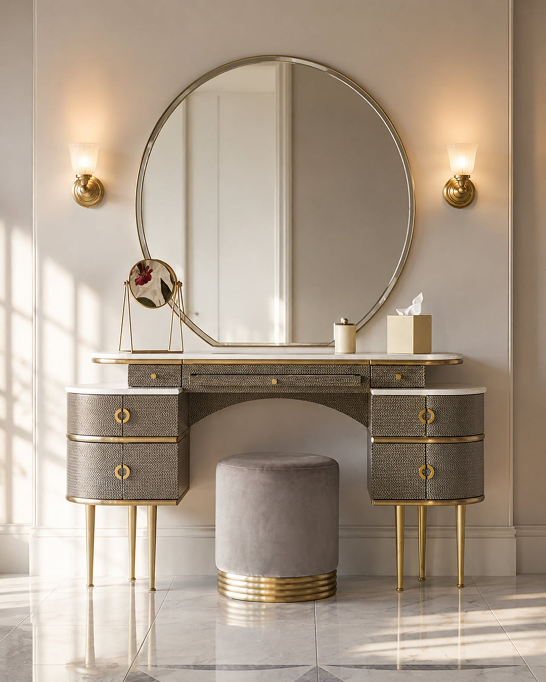 Zelda coiffeuse med buede skuffer og pouf fra Devon&Devon