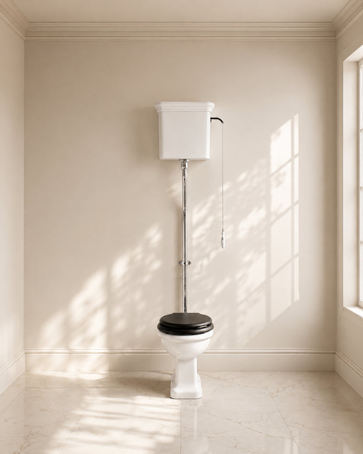 Etoile højtsiddende toilet med cisterne i hvid keramik fra Devon&Devon