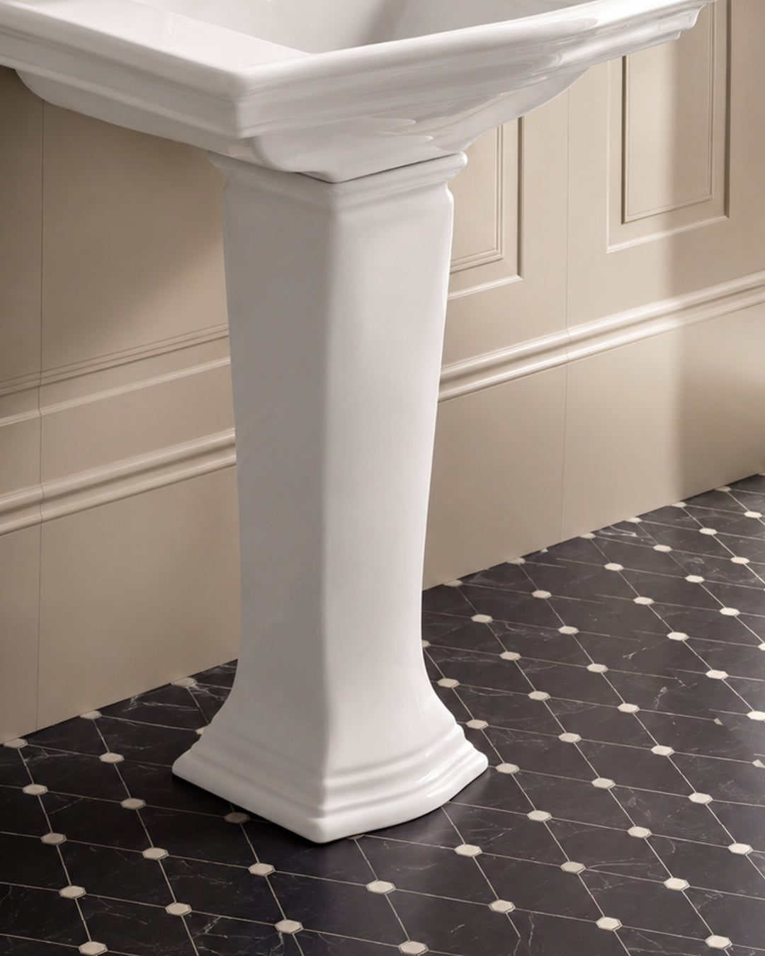 Westminster Pedestal i hvid keramik fra Devon&Devon